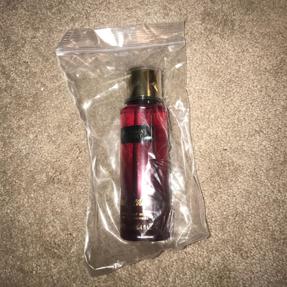 Victoria Secret fragrance mist